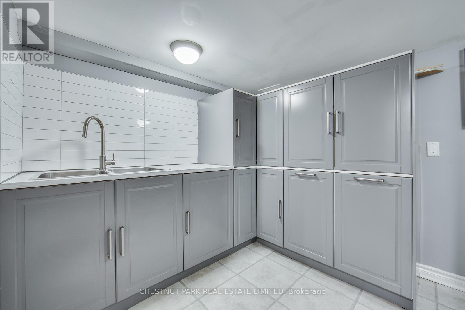 148 Sherwood Avenue, Toronto, Ontario  M4P 2A8 - Photo 15 - C12833086