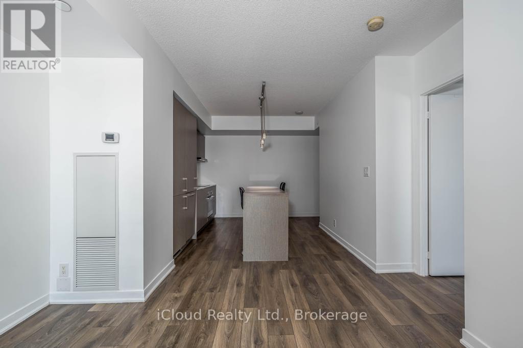 2205 - 100 Harbour Street, Toronto, Ontario  M5J 2T5 - Photo 14 - C12833092