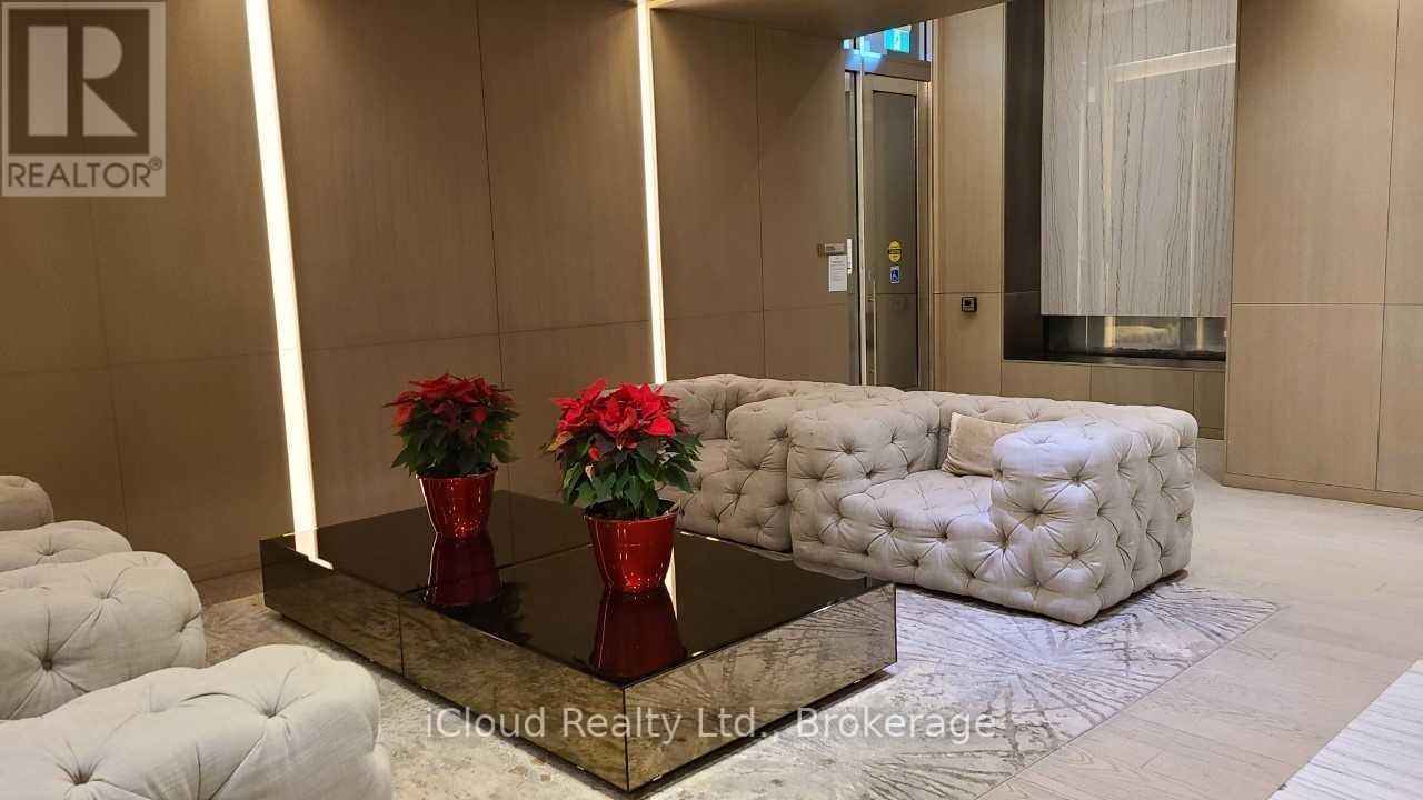 2205 - 100 Harbour Street, Toronto, Ontario  M5J 2T5 - Photo 4 - C12833092