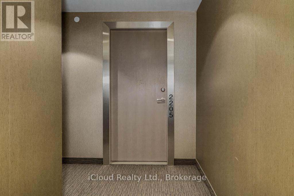 2205 - 100 Harbour Street, Toronto, Ontario  M5J 2T5 - Photo 6 - C12833092