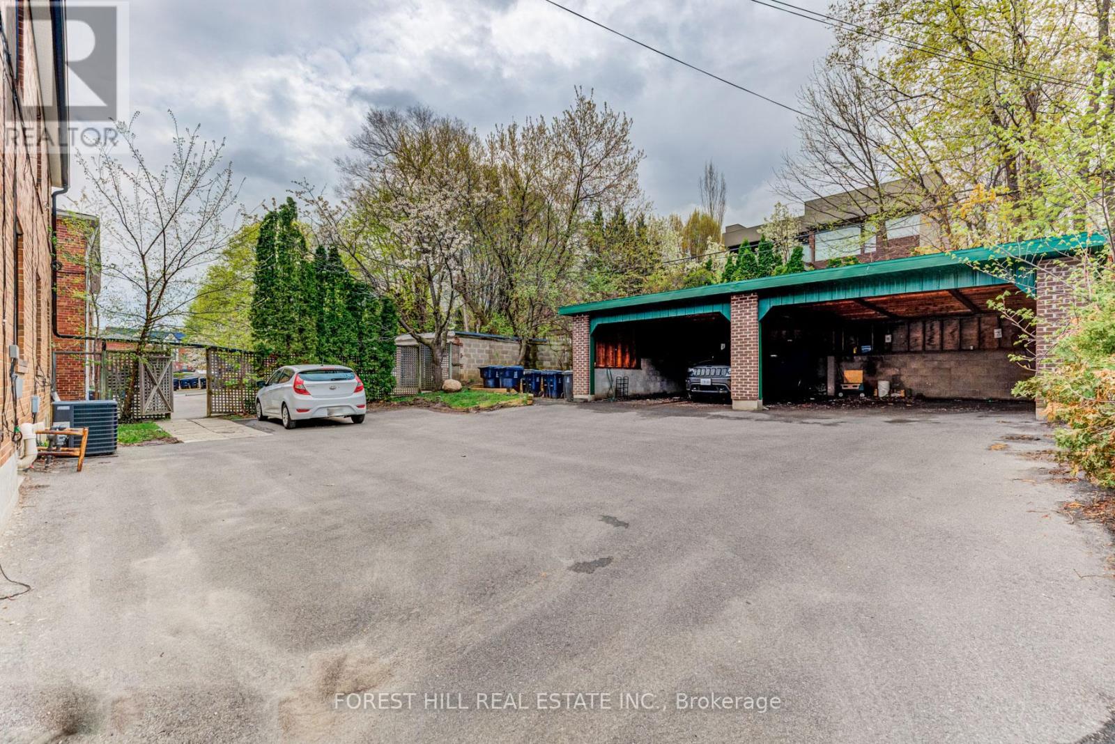 1 - 11 Markdale Avenue, Toronto, Ontario  M6C 1S8 - Photo 24 - C12833112