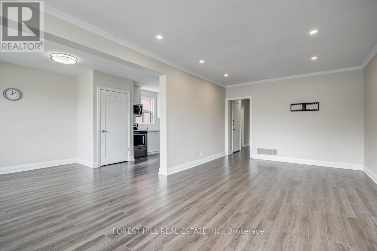 1 - 11 Markdale Avenue, Toronto, Ontario  M6C 1S8 - Photo 4 - C12833112