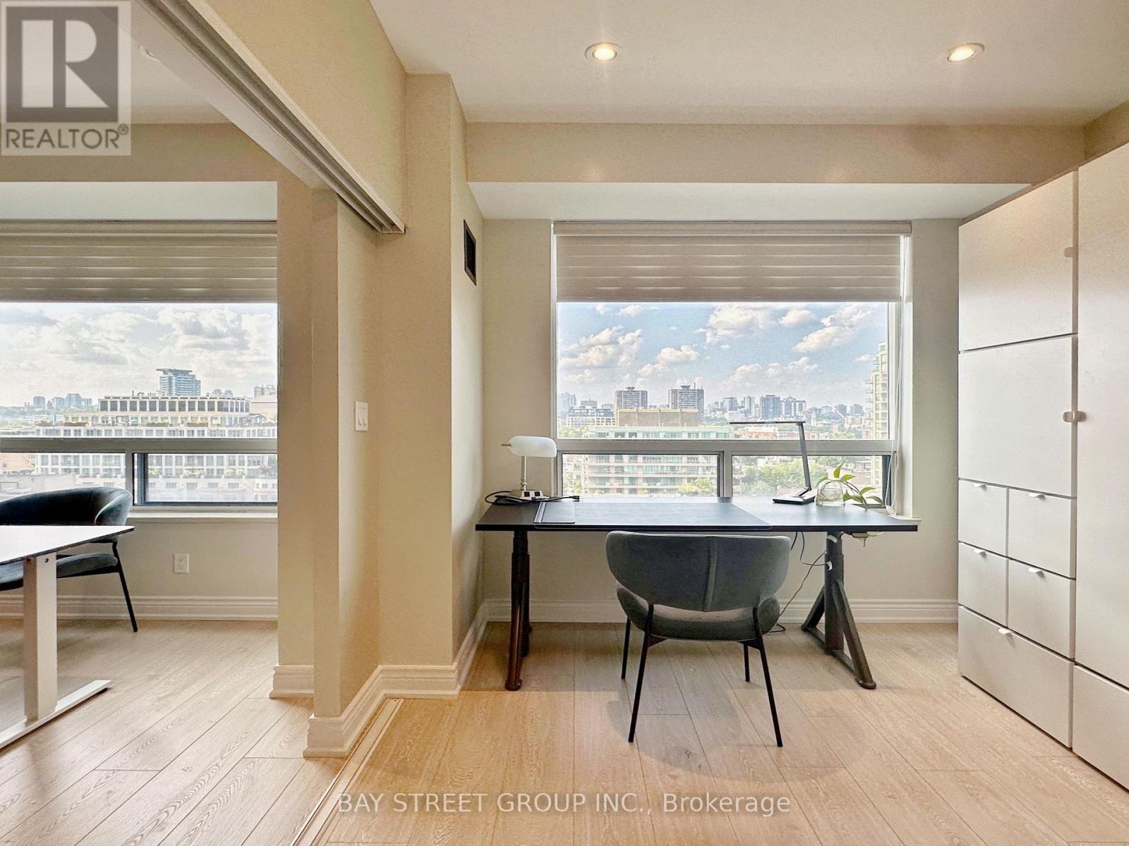 1001 - 102 Bloor Street W, Toronto, Ontario  M5S 1M8 - Photo 22 - C12833146