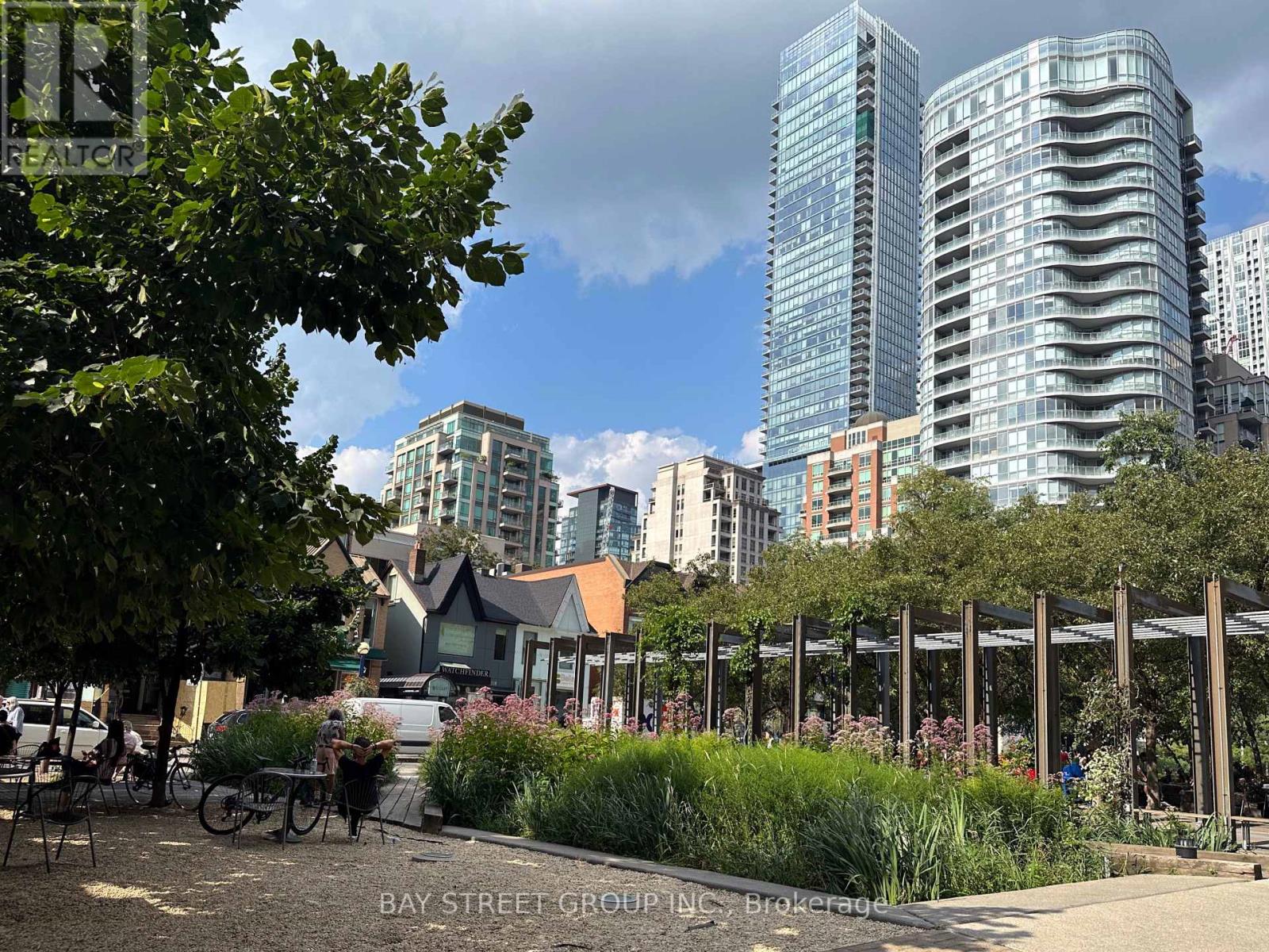 1001 - 102 Bloor Street W, Toronto, Ontario  M5S 1M8 - Photo 32 - C12833146