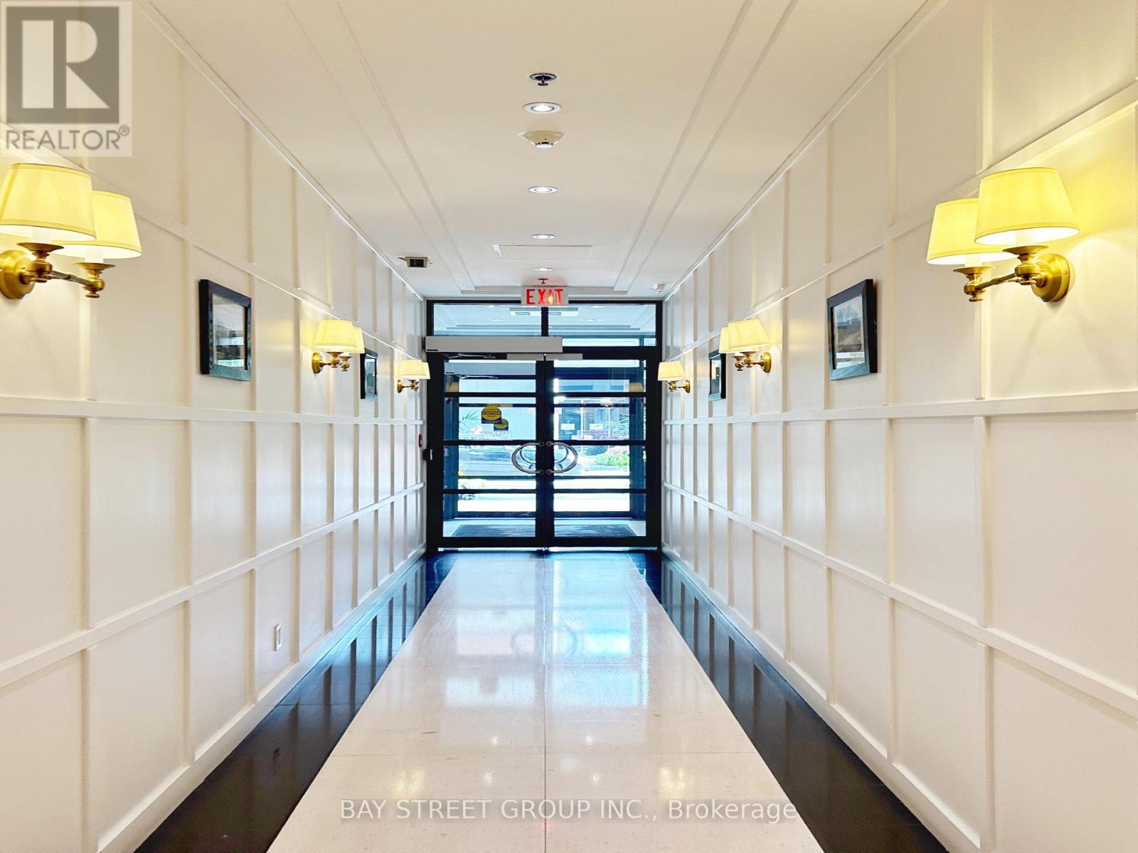 1001 - 102 Bloor Street W, Toronto, Ontario  M5S 1M8 - Photo 7 - C12833146