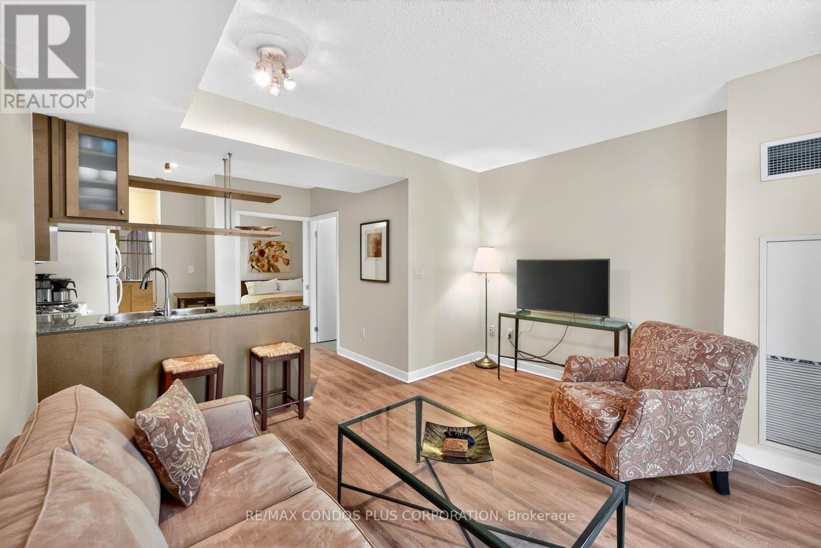 605 - 35 Mariner Terrace, Toronto, Ontario M5V 3V9 - Photo 29 - C12833198