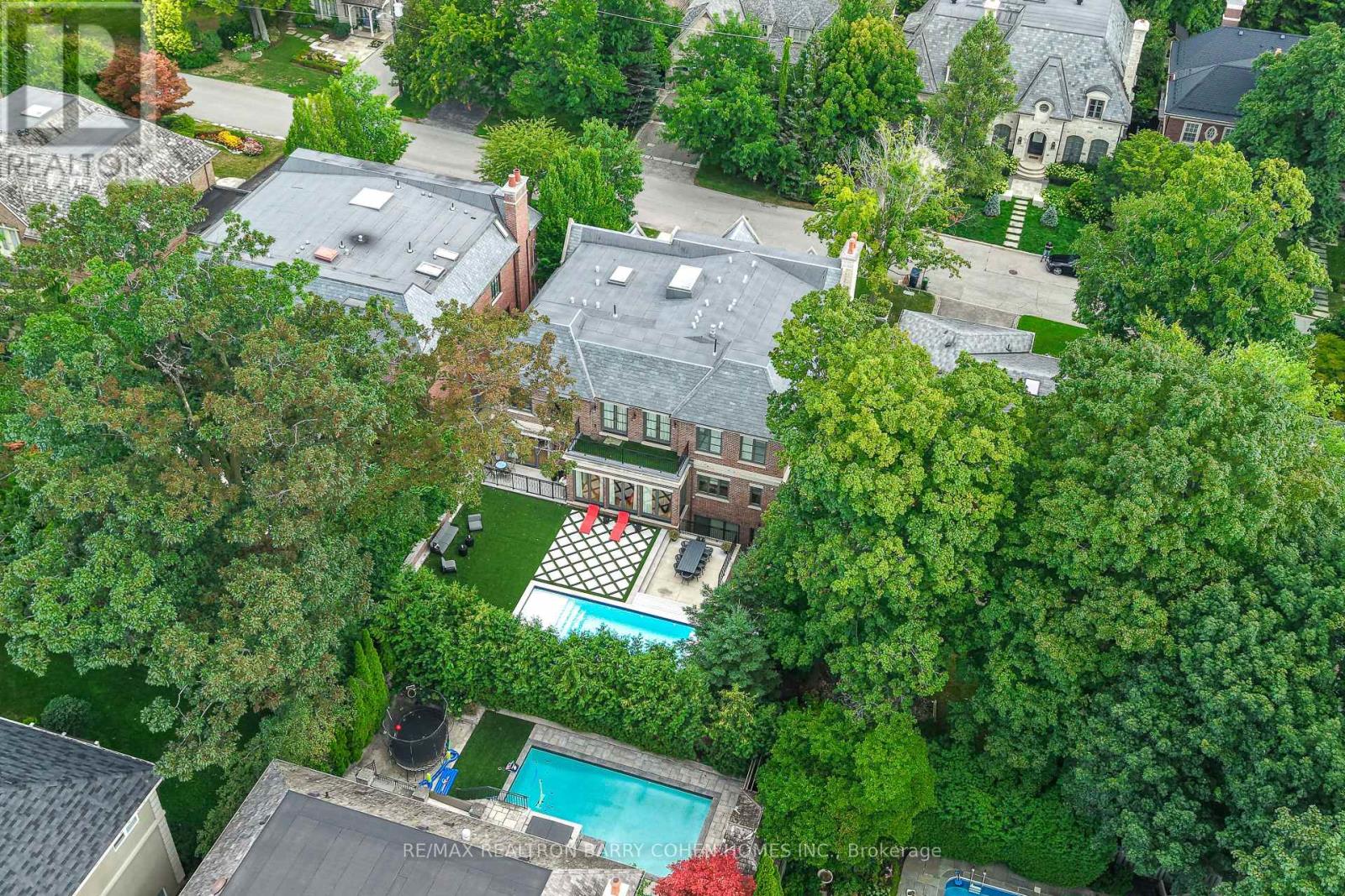 33 Stratheden Road, Toronto, Ontario  M4N 1E5 - Photo 50 - C12833200