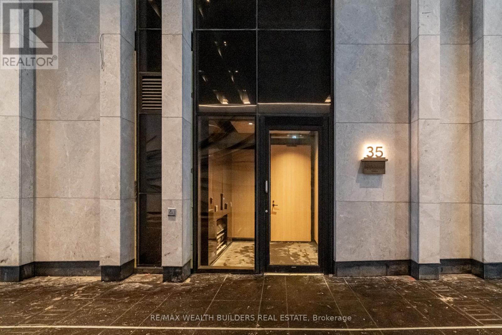 4010 - 35 Mercer Street, Toronto, Ontario  M5V 3C6 - Photo 2 - C12833206