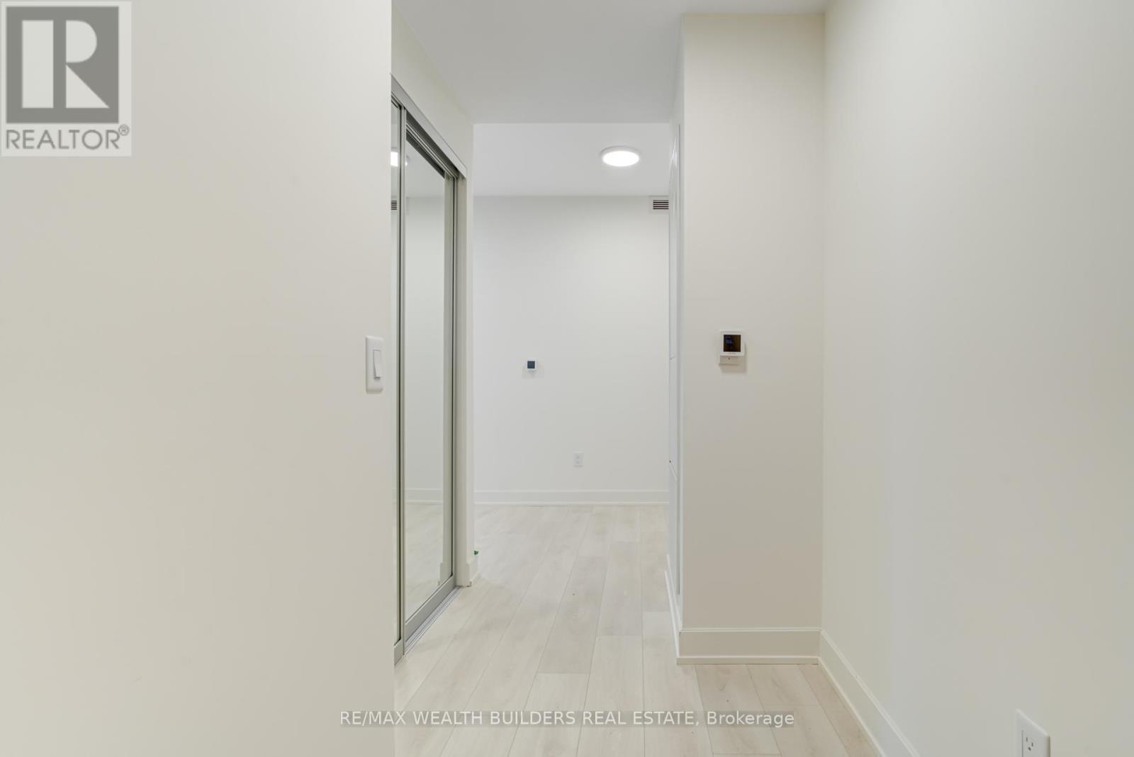 4010 - 35 Mercer Street, Toronto, Ontario  M5V 3C6 - Photo 3 - C12833206