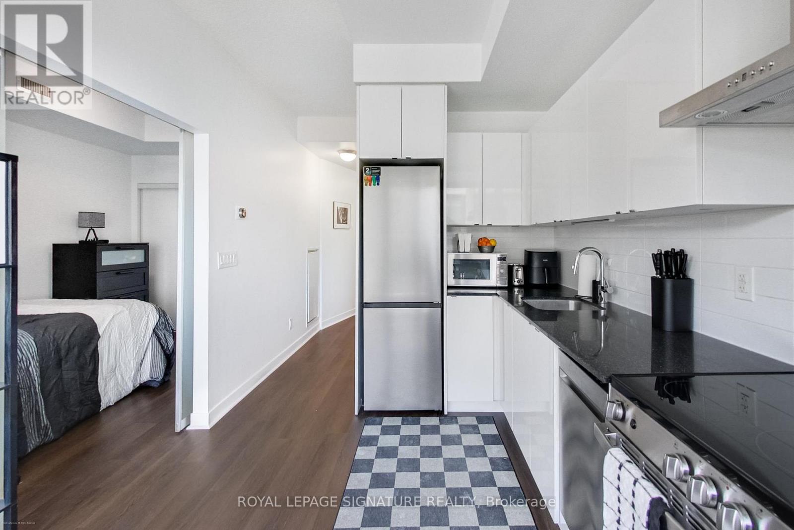 1916 - 51 East Liberty Street, Toronto, Ontario  M6K 3P8 - Photo 6 - C12833248