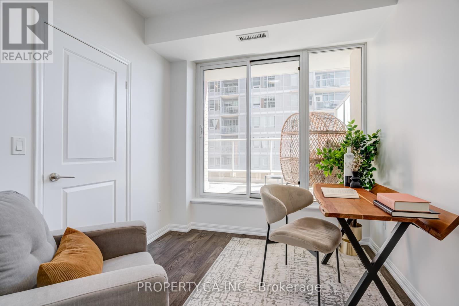 1101 - 65 East Liberty Street, Toronto, Ontario  M6K 3A2 - Photo 25 - C12833266