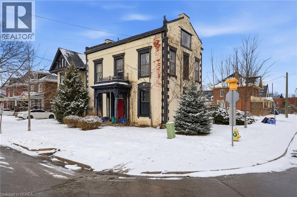 220 Nelson Street, Brantford, Ontario  N3S 4C1 - Photo 2 - 40794874