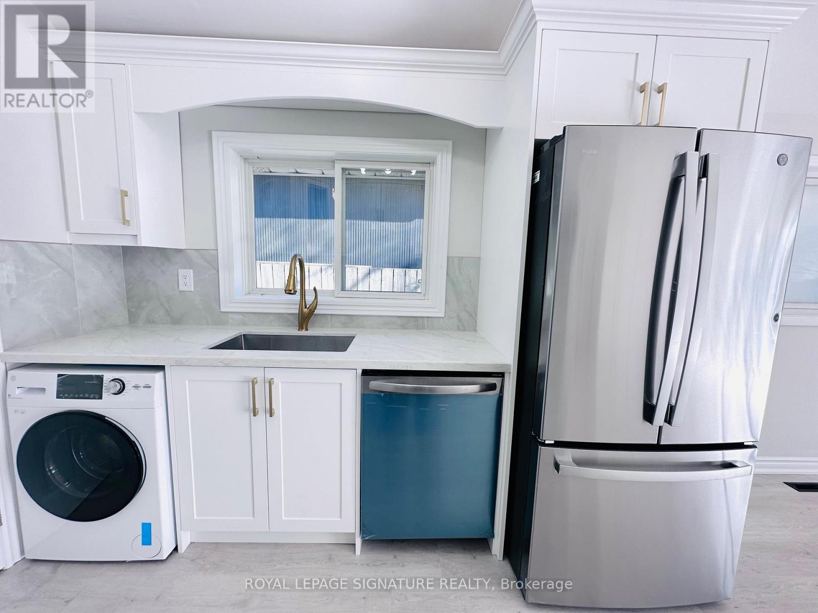 Main - 55 Munson Crescent, Toronto, Ontario  M1P 3M8 - Photo 3 - E12833102