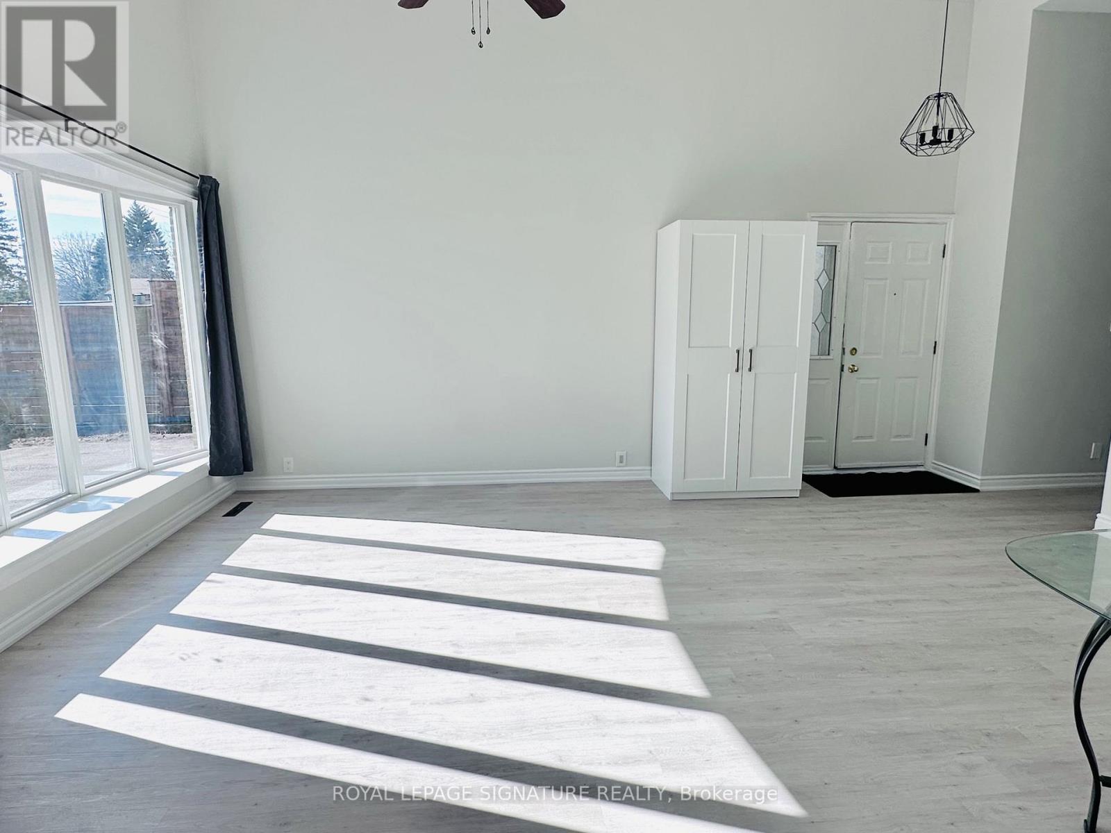 Main - 55 Munson Crescent, Toronto, Ontario  M1P 3M8 - Photo 7 - E12833102