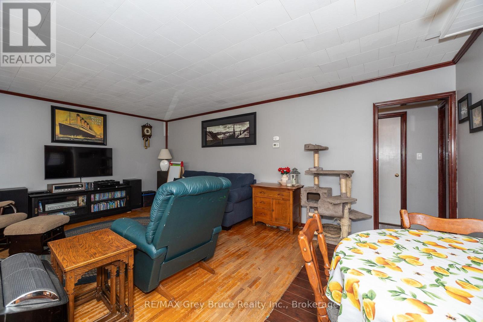 836 11th Street W, Owen Sound, Ontario N4K 3T3 - Photo 10 - X12833160