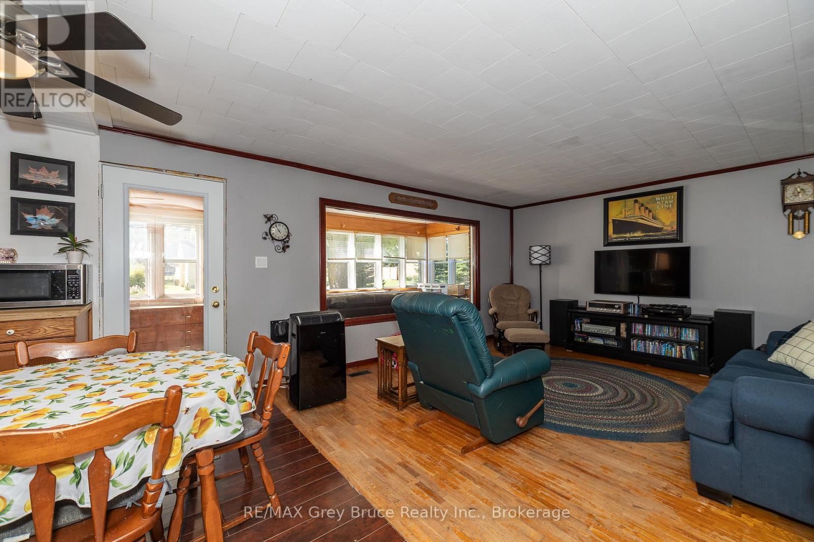 836 11th Street W, Owen Sound, Ontario N4K 3T3 - Photo 15 - X12833160