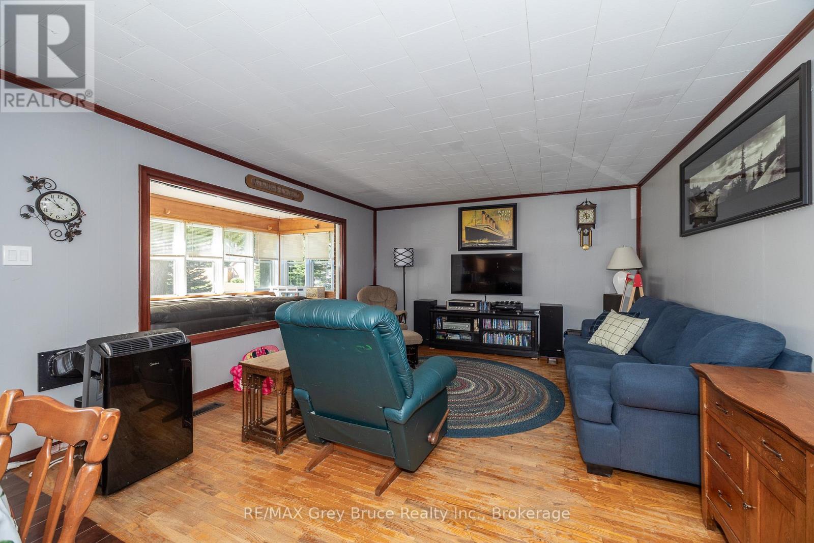 836 11th Street W, Owen Sound, Ontario N4K 3T3 - Photo 6 - X12833160