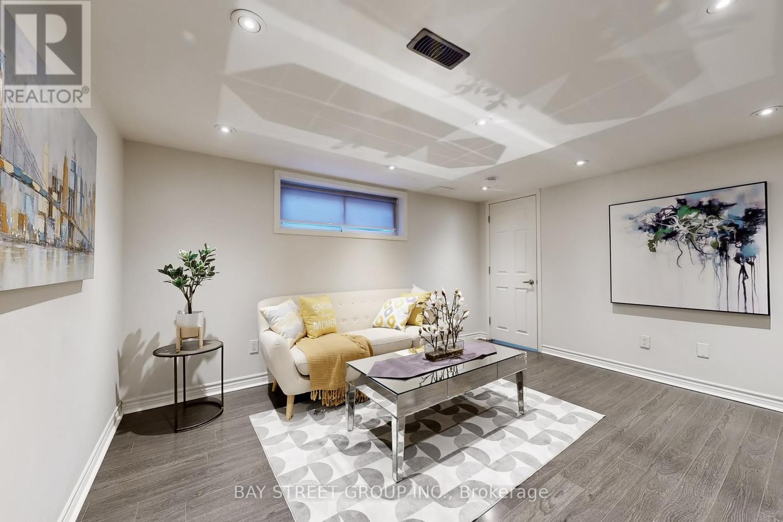 1011 Janette Street, Newmarket, Ontario  L3Y 3C4 - Photo 31 - N12832872