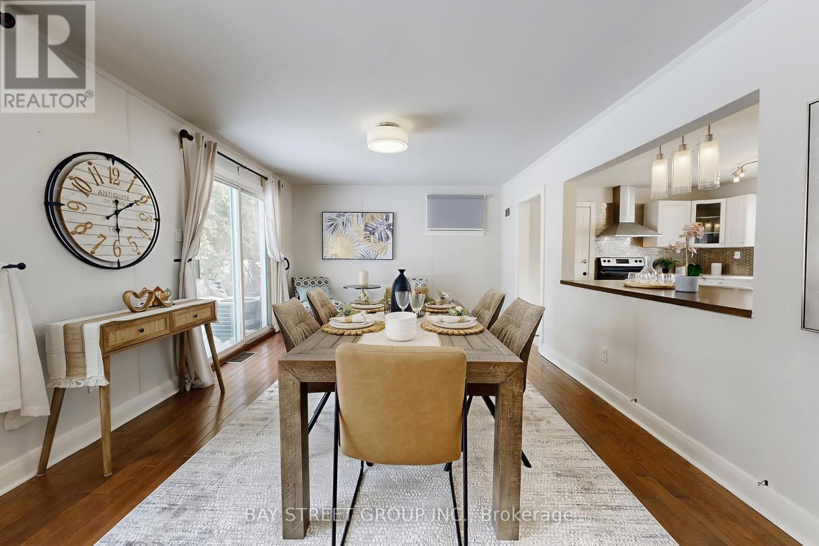 1011 Janette Street, Newmarket, Ontario  L3Y 3C4 - Photo 8 - N12832872