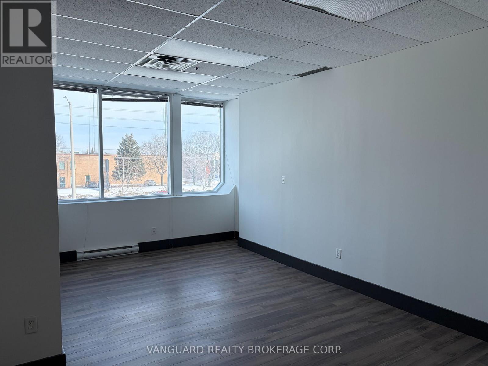 8810 Jane Street, Vaughan, Ontario  L4K 2M9 - Photo 4 - N12832878