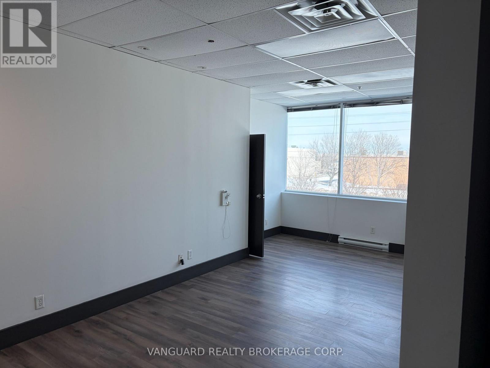 8810 Jane Street, Vaughan, Ontario  L4K 2M9 - Photo 6 - N12832878