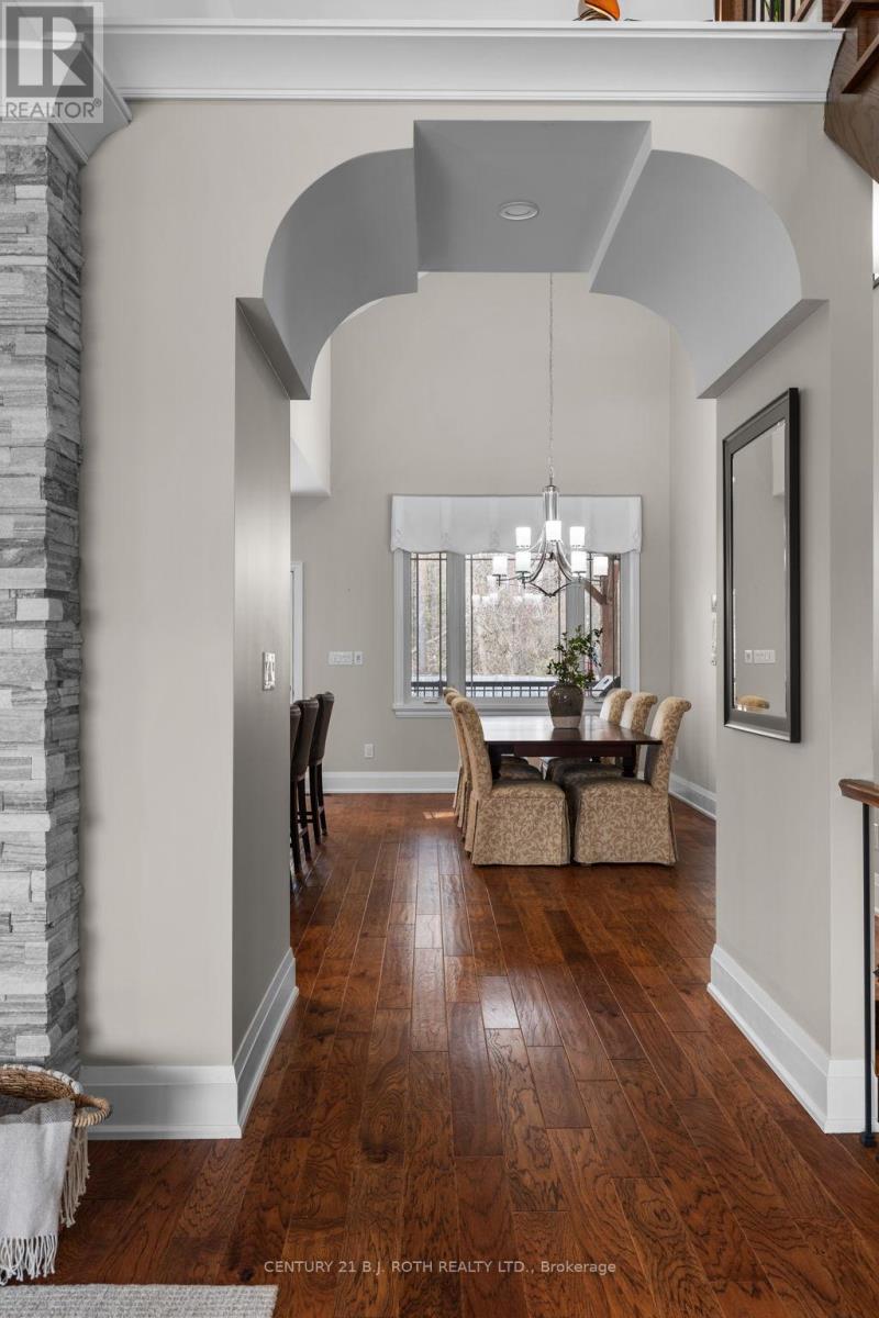 41 Osborn Street, Essa (Angus), Ontario  L0M 1B0 - Photo 8 - N12832936