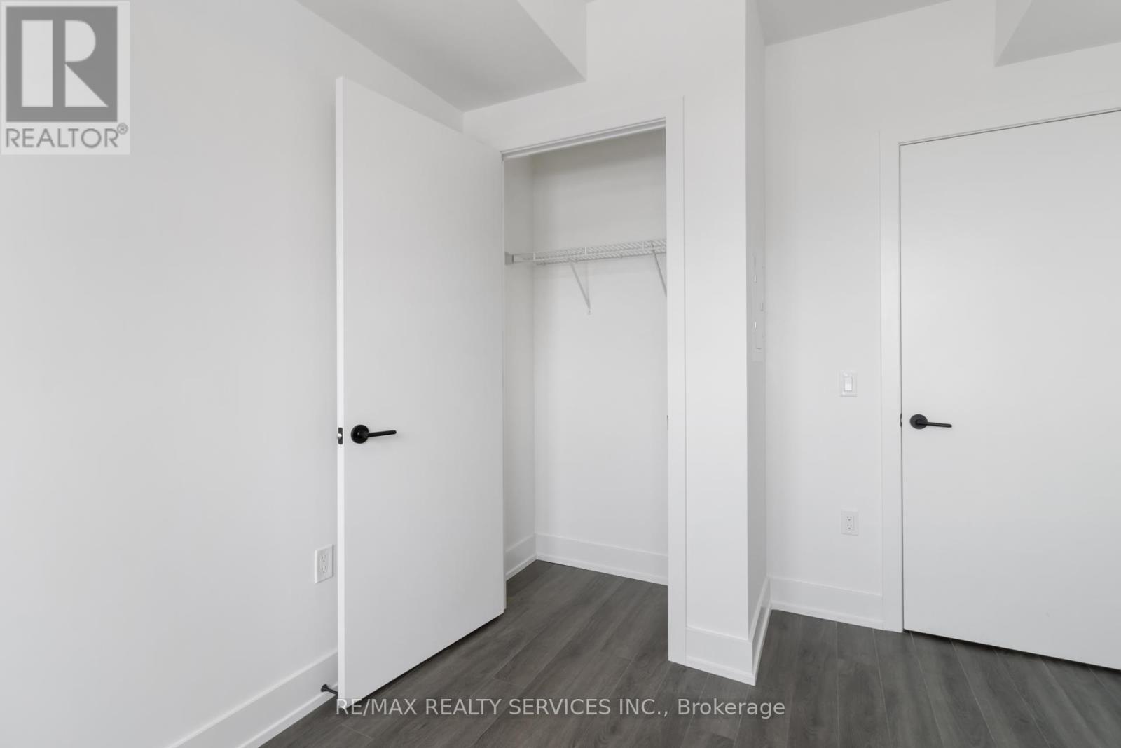 335 - 2075 King Road, King, Ontario L7B 0R6 - Photo 27 - N12832978