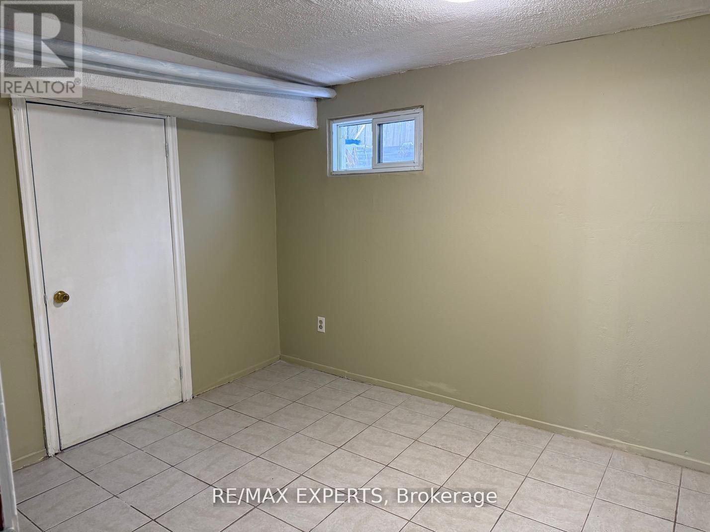 Bsmt - 14 Richardson Drive, Aurora, Ontario  L4G 1Z1 - Photo 9 - N12832996