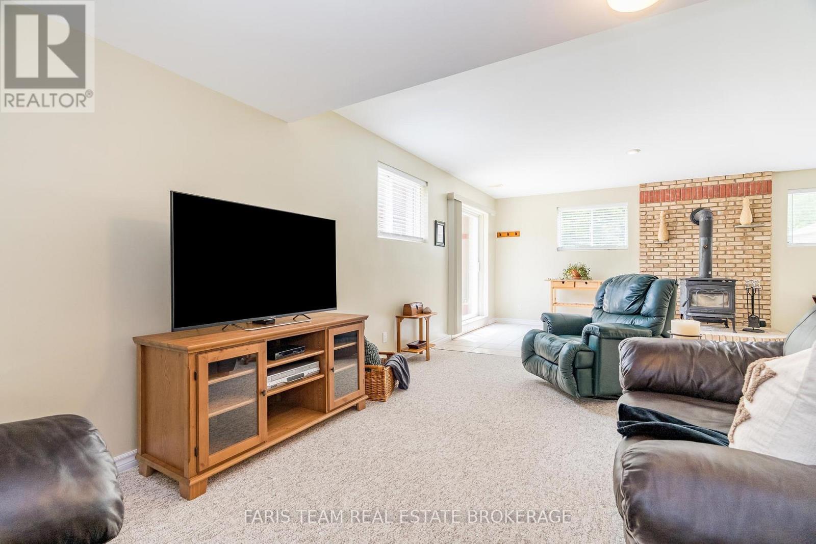 6972 Concession Road 2, Adjala-Tosorontio, Ontario  L0M 1M0 - Photo 19 - N12833066