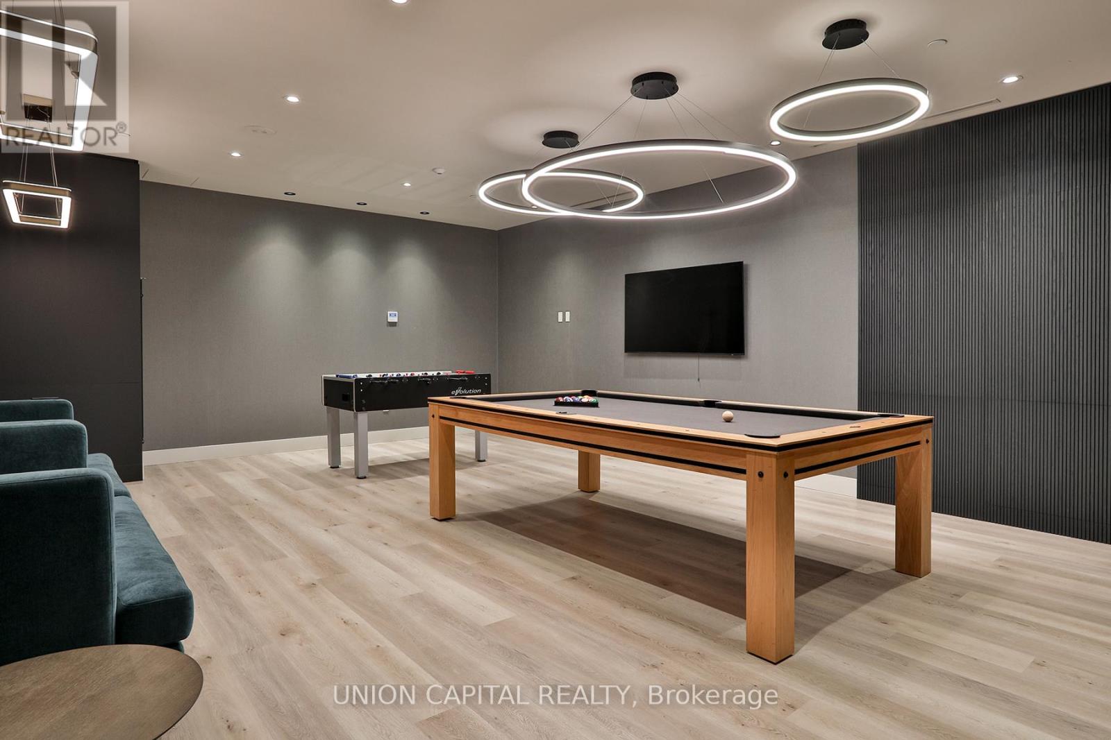 1002 - 30 Upper Mall Way, Vaughan, Ontario  L4J 0L7 - Photo 22 - N12833090