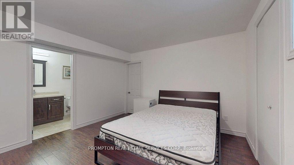 18 Bridleford Court, Markham, Ontario  L3P 7Z2 - Photo 30 - N12833100