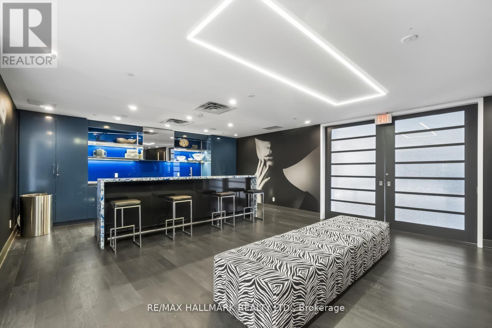 610 - 9471 Yonge Street, Richmond Hill, Ontario  L4C 0Z5 - Photo 28 - N12833134