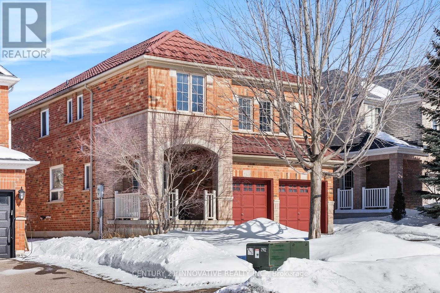 917 Joe Persechini Drive, Newmarket, Ontario  L3X 2Y8 - Photo 3 - N12833194