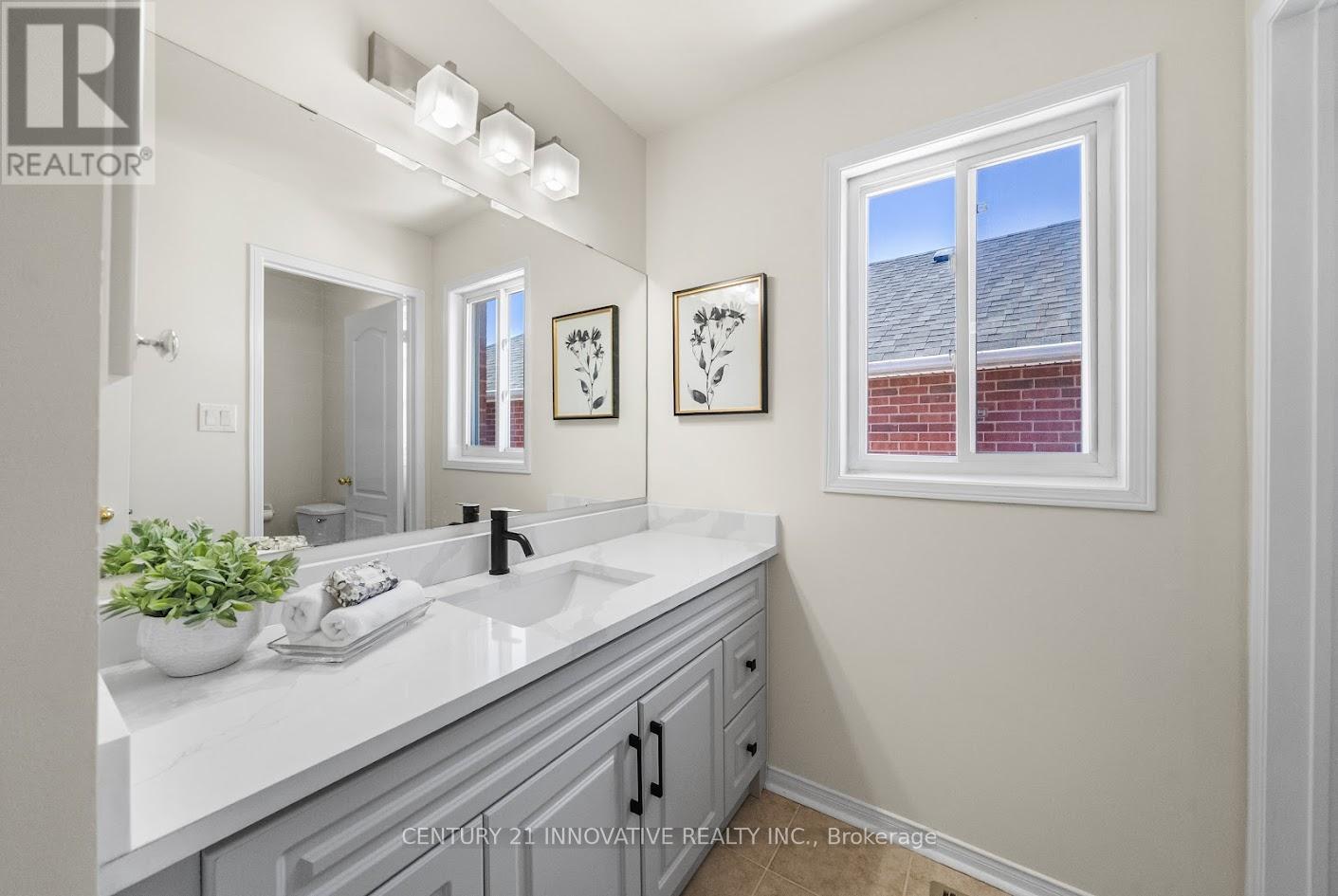 917 Joe Persechini Drive, Newmarket, Ontario  L3X 2Y8 - Photo 45 - N12833194