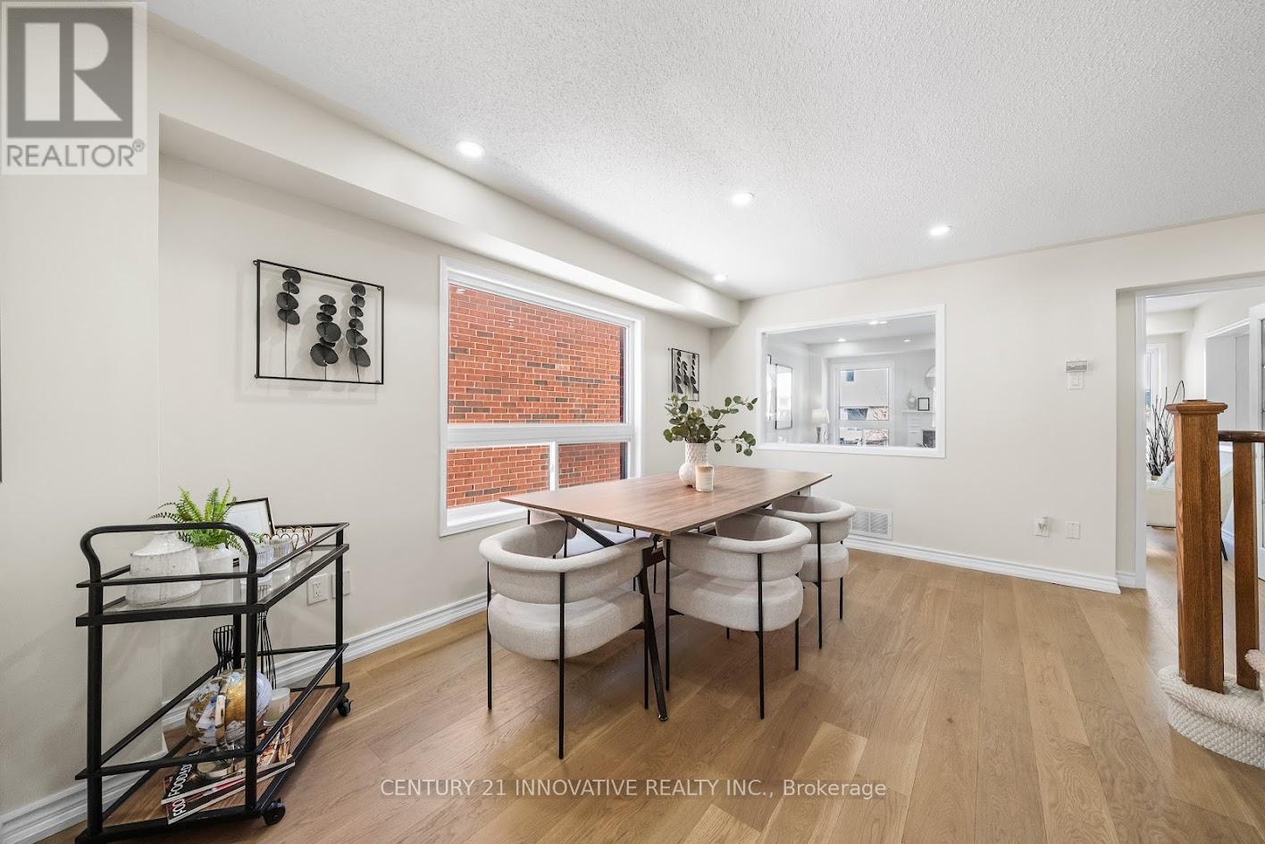 917 Joe Persechini Drive, Newmarket, Ontario  L3X 2Y8 - Photo 9 - N12833194