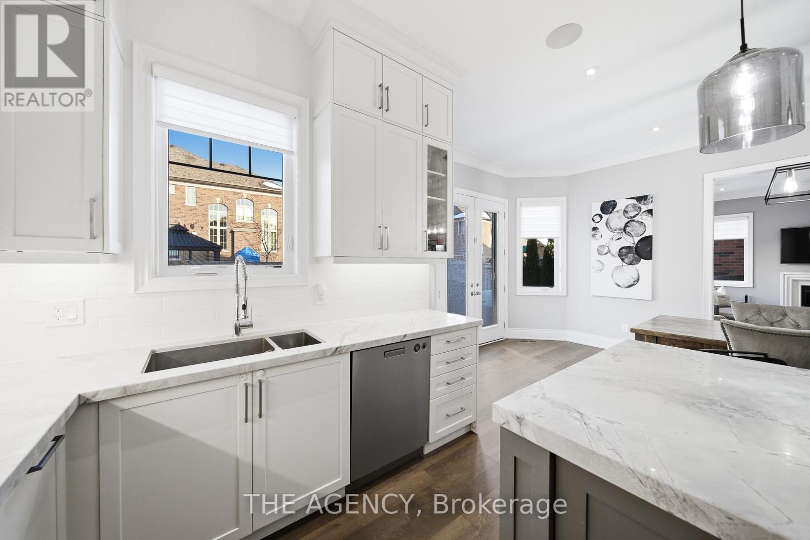 11 Coastal Trail, King, Ontario  L7B 0A5 - Photo 16 - N12833214