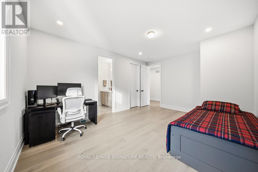 16 Gianvito Crescent, King, Ontario  L7B 0T2 - Photo 27 - N12833284