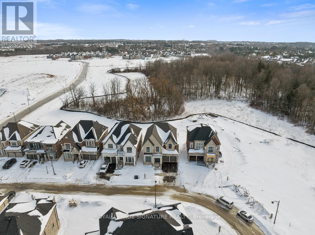 16 Gianvito Crescent, King, Ontario  L7B 0T2 - Photo 37 - N12833284