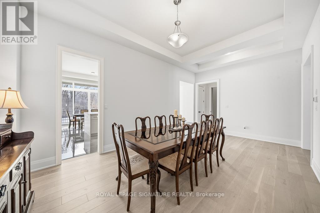 16 Gianvito Crescent, King, Ontario  L7B 0T2 - Photo 4 - N12833284