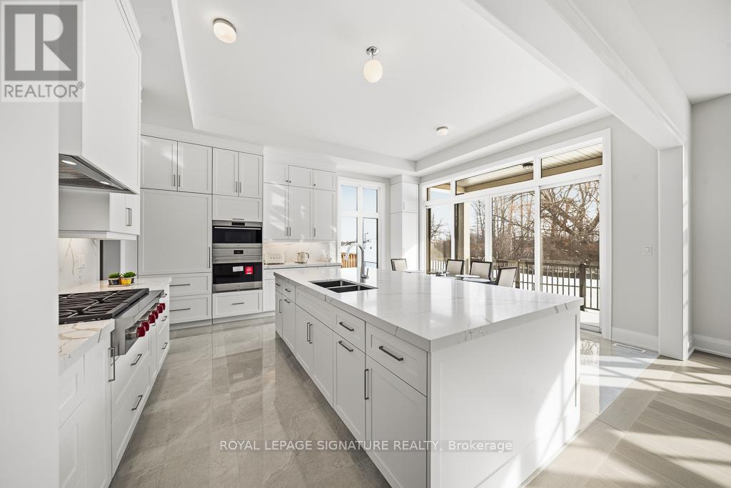 16 Gianvito Crescent, King, Ontario  L7B 0T2 - Photo 5 - N12833284