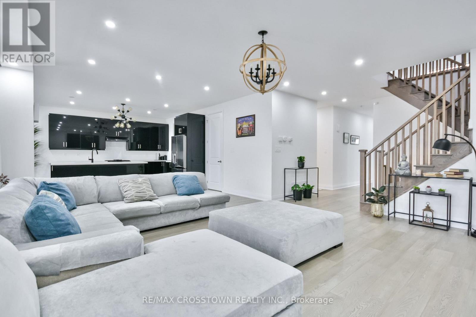 119 Franklin Trail, Barrie, Ontario  L9J 0B1 - Photo 11 - S12832940