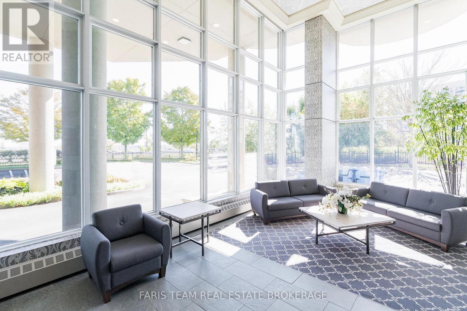 1409 - 2 Toronto Street, Barrie (City Centre), Ontario  L4N 9R2 - Photo 3 - S12833116