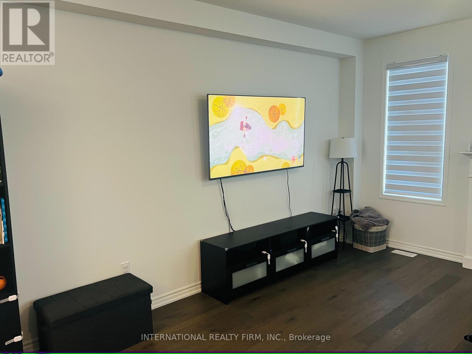 76 Mcbride Trail, Barrie, Ontario  L1C 0J9 - Photo 8 - S12831226