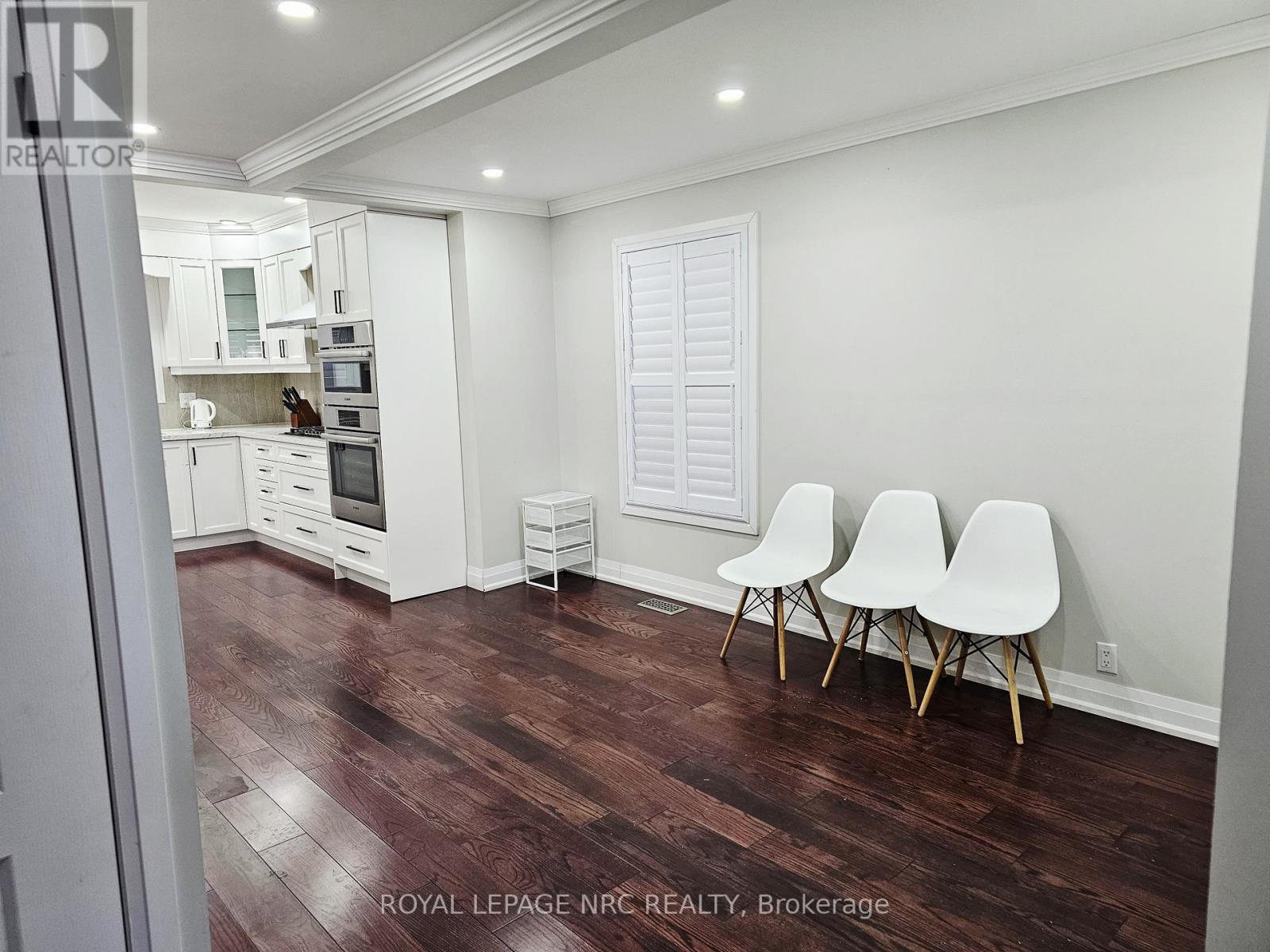 4711 Morrison Street, Niagara Falls, Ontario  L2E 2C1 - Photo 3 - X12823816