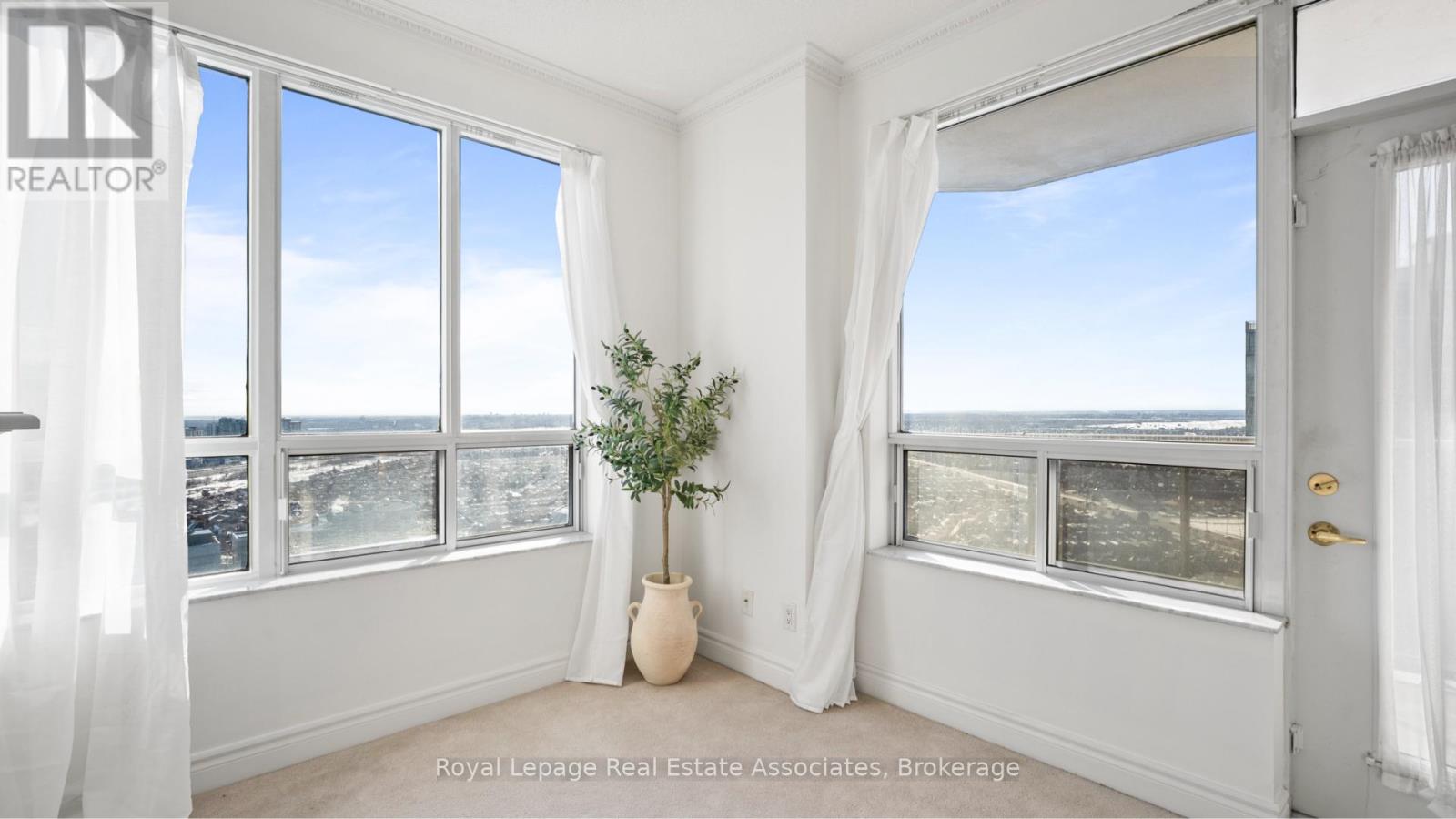 3110 - 25 Kingsbridge Garden Circle, Mississauga, Ontario  L5R 4B1 - Photo 10 - W12822922