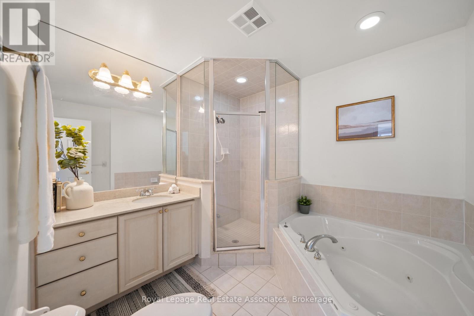 3110 - 25 Kingsbridge Garden Circle, Mississauga, Ontario  L5R 4B1 - Photo 19 - W12822922