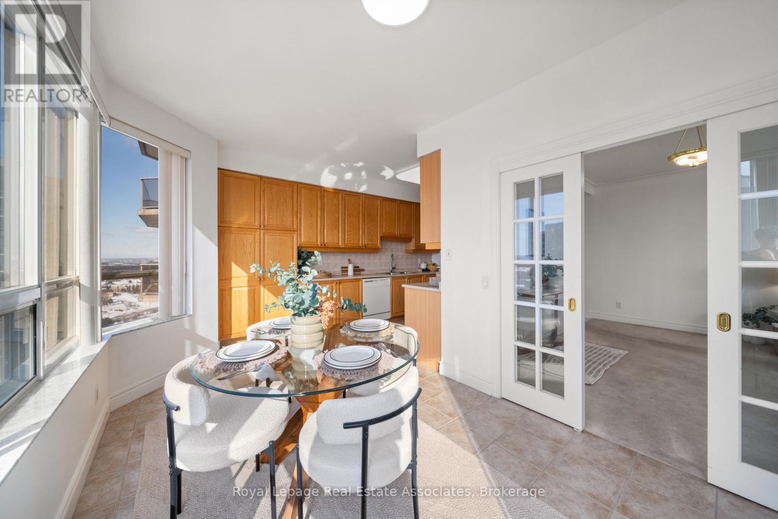 3110 - 25 Kingsbridge Garden Circle, Mississauga, Ontario  L5R 4B1 - Photo 11 - W12822922