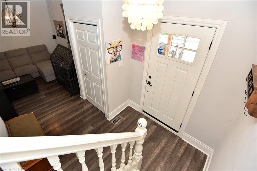 215 Rosslyn Avenue N, Hamilton, Ontario  L8L 7P8 - Photo 6 - 40808386