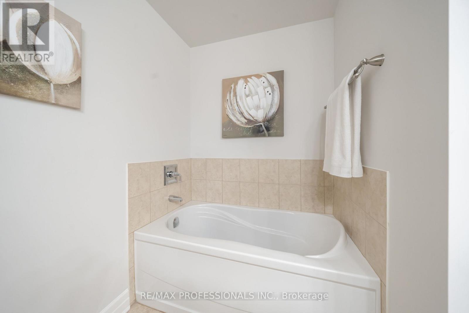 228 - 2300 Upper Middle Road, Oakville, Ontario  L6M 0T4 - Photo 16 - W12832888