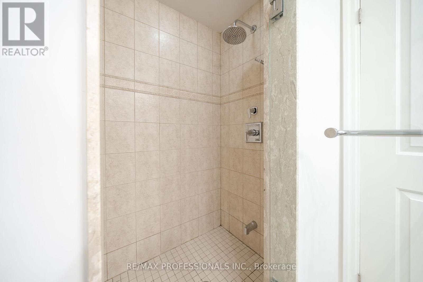 228 - 2300 Upper Middle Road, Oakville, Ontario  L6M 0T4 - Photo 17 - W12832888